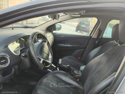 Lancia Delta Delta 1.6 MJT Platino TETTO APRIBILE, LED Beige usata Ascoli Satriano