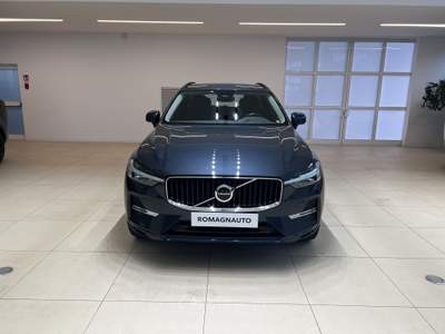 Volvo XC60 XC60 B4 (d) AWD Geartronic Business Blu/Azzurro usata Forlì