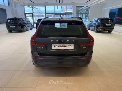 Volvo XC60 XC60 B4 (d) AWD Geartronic Business Blu/Azzurro usata Forlì