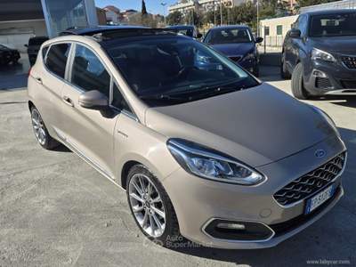 Ford Fiesta Fiesta 1.5 TDCi 5p. Vignale TETTO APRIBILE Grigio usata Ascoli Satriano