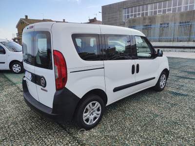 Fiat Doblò Doblò 1.3 MJT S&S PC Combi N1 Lounge 5 POSTI N1 Bianco usata Ascoli Satriano
