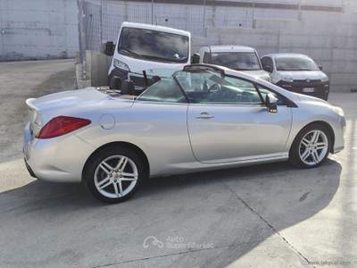 Peugeot 308 308 2.0 HDi 140 CV CC Féline CABRIOLET Argento usata Ascoli Satriano