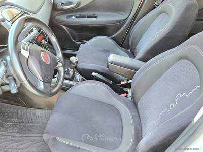 Fiat Punto Punto 1.3 MJT II S&S 95 CV 5p. Lounge TETTO APRIBILE Bianco usata Ascoli Satriano