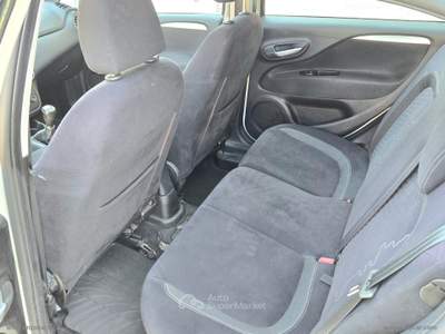 Fiat Punto Punto 1.3 MJT II S&S 95 CV 5p. Lounge TETTO APRIBILE Bianco usata Ascoli Satriano