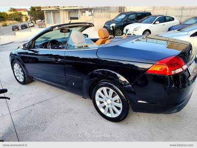 Ford Focus Focus 2.0 TDCi 136 CV CC Tit. DPF CABRIO Nero usata Ascoli Satriano