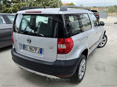 Skoda Yeti Yeti 1.6 TDI CR 105 CV Eleg. GreenLine Argento usata Ascoli Satriano
