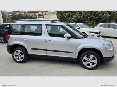 Skoda Yeti Yeti 1.6 TDI CR 105 CV Eleg. GreenLine Argento usata Ascoli Satriano