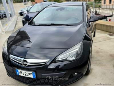 Opel Astra Astra GTC 2.0 CDTI 165 CV S&S 3p.Cosmo S UNIPROPRIETARIO Nero usata Ascoli Satriano