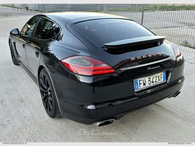 Porsche Panamera Panamera 3.0 Diesel Platinum Edition ALL BLACK Nero usata Ascoli Satriano