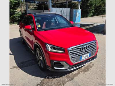 Audi Q2 Q2 1.6 TDI Sport TETTO APRIBILE,FULL LED Rosso usata Ascoli Satriano