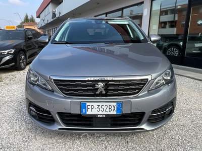 Peugeot 308 S&S EAT6 GT Line Grigio usata Tricesimo