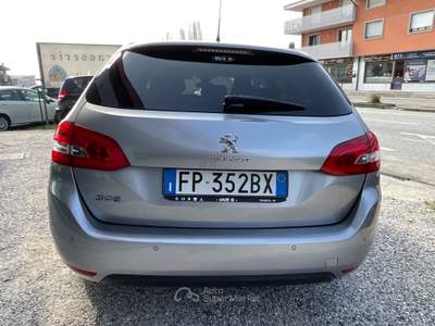 Peugeot 308 S&S EAT6 GT Line Grigio usata Tricesimo