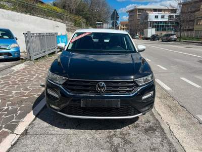 Volkswagen T-Roc 1,0 TSI 110 CV STYLE 5P usata Giulianova