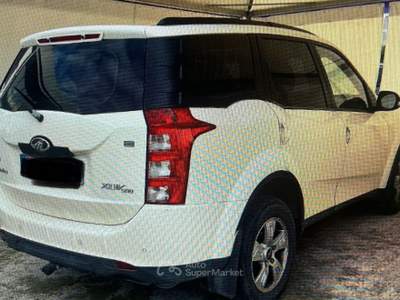 Mahindra XUV500 auto perfetta in tutto Bianco usata Latina