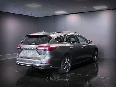 Ford Focus 1.5 EcoBlue 120 CV automatico SW ST-Line Grigio usata Arsiè