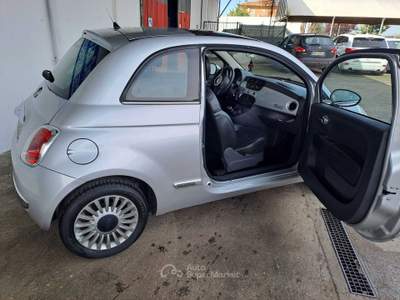 Fiat 500 mezzo tagliandato versione italia Argento usata Latina