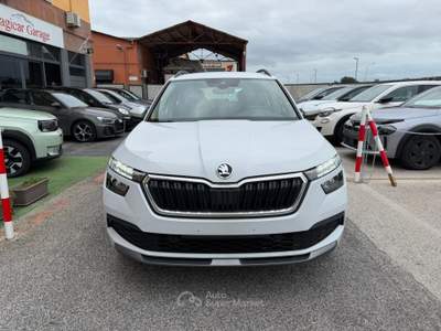 Skoda Kamiq KAMIQ 1.0 TSI AMBITION DSG 110 CV Bianco usata Pomezia