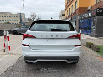 Skoda Kamiq KAMIQ 1.0 TSI AMBITION DSG 110 CV Bianco usata Pomezia