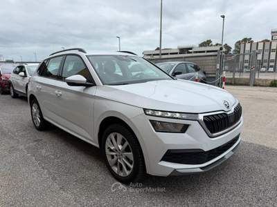 Skoda Kamiq KAMIQ 1.0 TSI AMBITION DSG 110 CV Bianco usata Pomezia