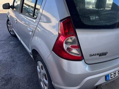 Dacia Sandero auto senza un graffio Argento usata Latina