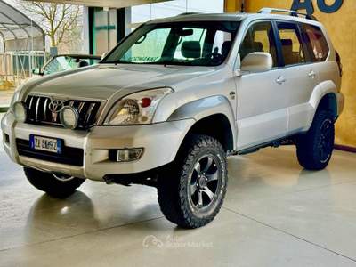 Toyota Land Cruiser 3.0 D-4D 16V cat 5 porte Argento usata MONTICELLI BRUSATI