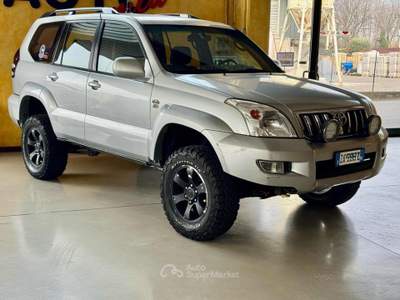 Toyota Land Cruiser 3.0 D-4D 16V cat 5 porte Argento usata MONTICELLI BRUSATI