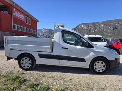 Peugeot Partner 1.6 8V e-HDi 90CV CASSONATO - RIBALTABILE Bianco usata Lavis