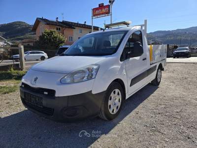 Peugeot Partner 1.6 8V e-HDi 90CV CASSONATO - RIBALTABILE Bianco usata Lavis