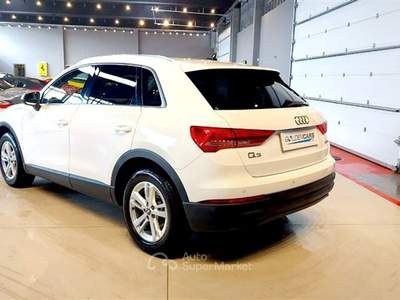 Audi Q3 2.0 TDI STronic  da 150 Cv Bianco usata Palermo