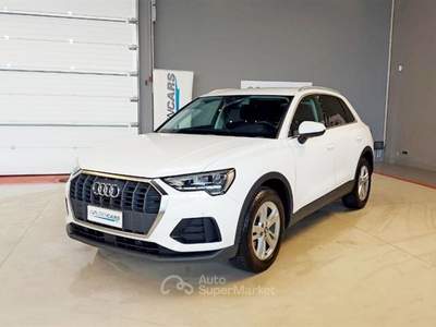 Audi Q3 2.0 TDI STronic  da 150 Cv Bianco usata Palermo