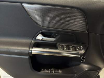 Mercedes-Benz GLA  180 d sport plus auto Bianco usata Firenze