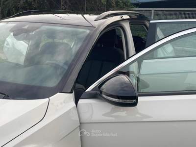 Volkswagen T-Roc 1.0 TSI Life Euro 6D Pack Bianco usata Fiumicino