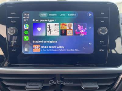 Volkswagen T-Roc 1.0 TSI Life Euro 6D Pack Bianco usata Fiumicino