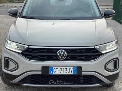 Volkswagen T-Roc 1.0 TSI Life Euro 6D Pack Bianco usata Fiumicino