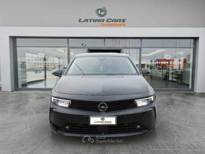 Opel Astra 1.2 t Elegance 130cv AUTOMATICA e Telecamera Nero usata Latina