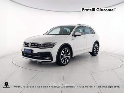 Volkswagen Tiguan 2.0 tdi advanced r-line exterior pack 150cv dsg Bianco usata Assago