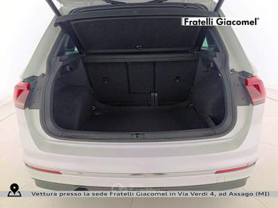 Volkswagen Tiguan 2.0 tdi advanced r-line exterior pack 150cv dsg Bianco usata Assago