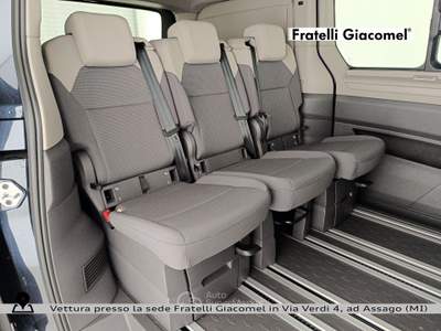 Volkswagen California California T7 2.0 tdi Beach Camper 150cv DSG7 Blu/Azzurro usata Assago