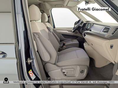 Volkswagen California California T7 2.0 tdi Beach Camper 150cv DSG7 Blu/Azzurro usata Assago