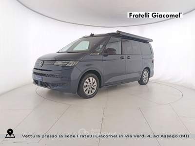 Volkswagen California California T7 2.0 tdi Beach Camper 150cv DSG7 Blu/Azzurro usata Assago