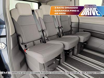 Volkswagen California California T7 2.0 tdi Beach Camper 150cv DSG7 Blu/Azzurro usata Assago