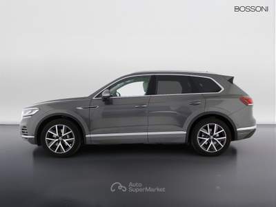 Volkswagen Touareg 3.0 v6 tdi scr 231cv elegance 4motion tiptronic Grigio usata Orzinuovi
