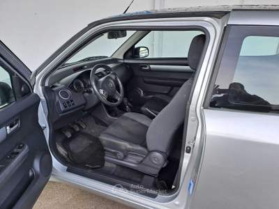 Suzuki Swift auto benzina gpl Argento usata Latina