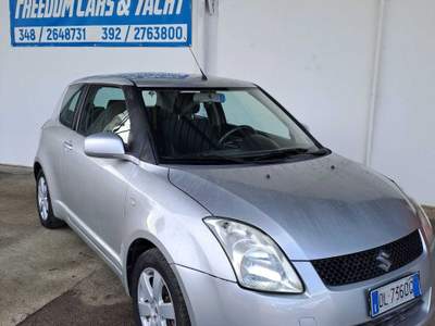 Suzuki Swift auto benzina gpl Argento usata Latina