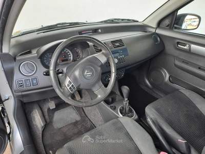 Suzuki Swift auto benzina gpl Argento usata Latina
