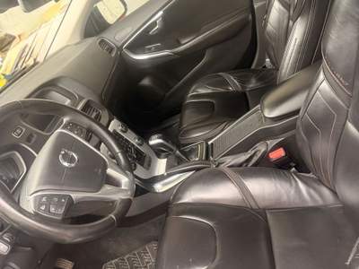 Volvo V40 MOTORE RIFATTO Nero usata Silvano d'Orba