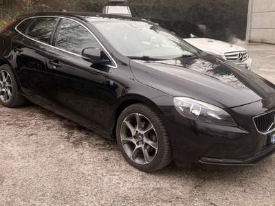 Volvo V40 MOTORE RIFATTO Nero usata Silvano d'Orba