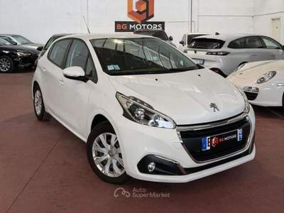 Peugeot 208 208 5p 1.0 puretech (vti) 12v Active Bianco usata Paderno Dugnano