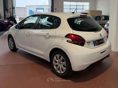 Peugeot 208 208 5p 1.0 puretech (vti) 12v Active Bianco usata Paderno Dugnano