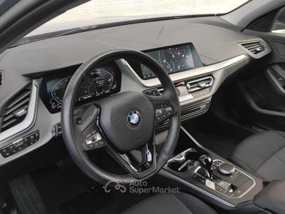 BMW Serie 1 118d 118 Serie 1 F40 118d Business Advantage auto * PROMO Grigio usata La Loggia